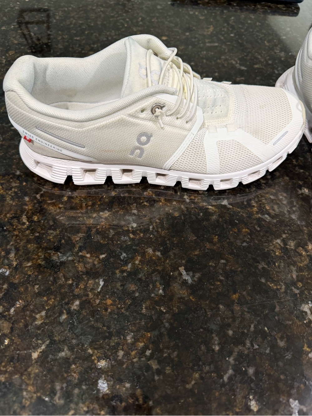 On Running White/Off-White Mesh Running Sneakers - Picture 4 of 10